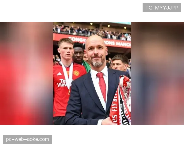 深度复盘：曼联后防线失误频出，1-3不敌布伦特福德